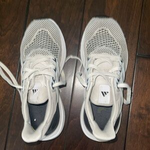 Adidas Stylish Gray and White Sneakers